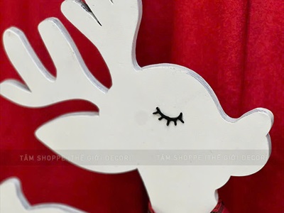 Mô hình tuần lộc trắng đeo nơ lục lạc [Bằng gỗ] TCV-TLOC-06